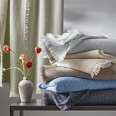 Matouk Maya Cashmere & Silk Throw