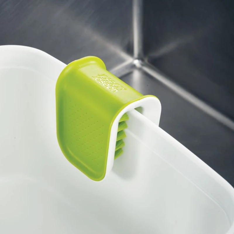 BladeBrush™ Knife & Cutlery Cleaning Brush