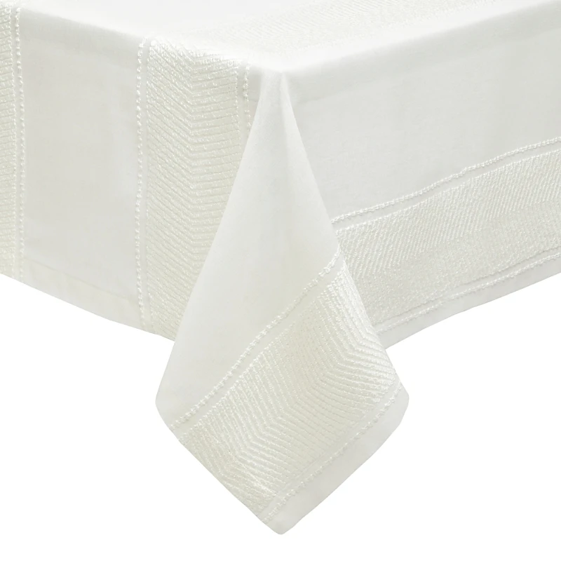 Mode Living Bianca Round Tablecloth, 90