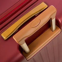 Capri 2.0 30" Expandable Spinner Suitcase