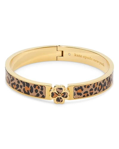 Heritage Spade Flower Hinged Bangle