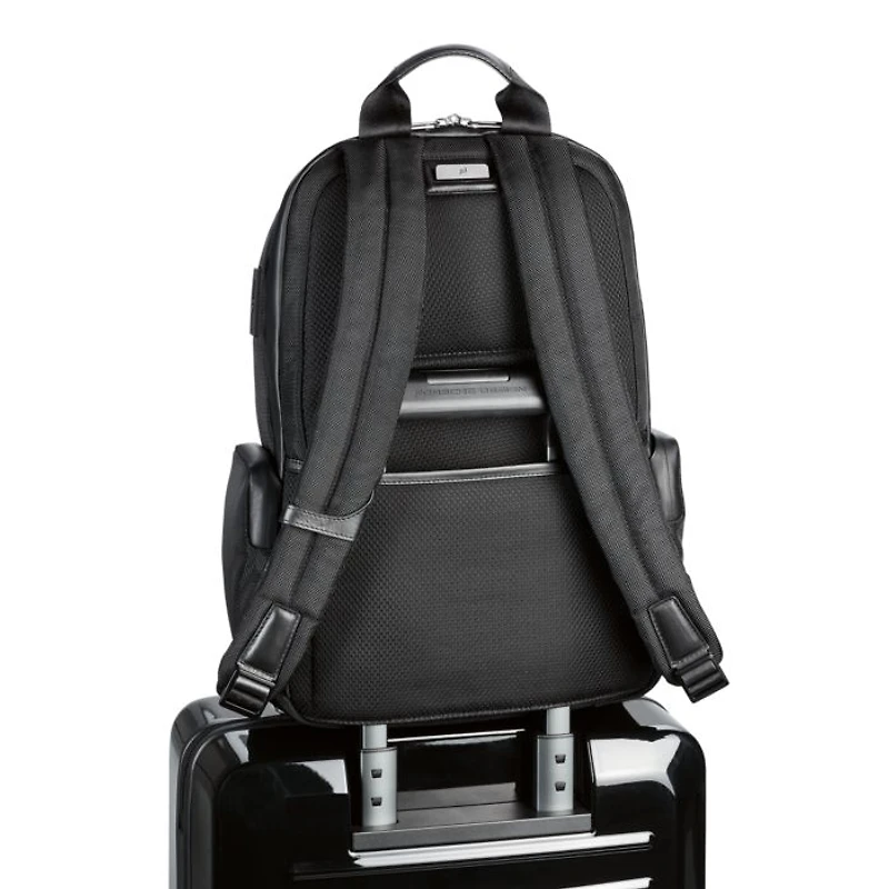 Roadster Pro M1 Backpack