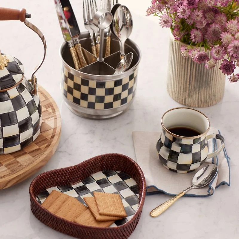 Courtly Check Enamel Mug