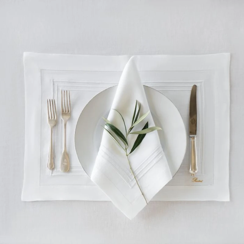 Tre Righe Table Linen Collection