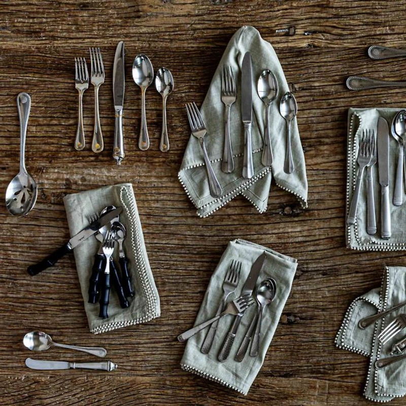 Berry and Thread 20 Piece Flatware Set