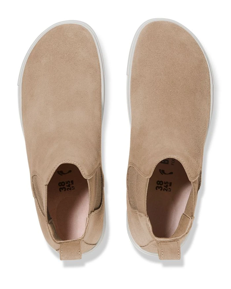 Women's Bend Chelsea Booties