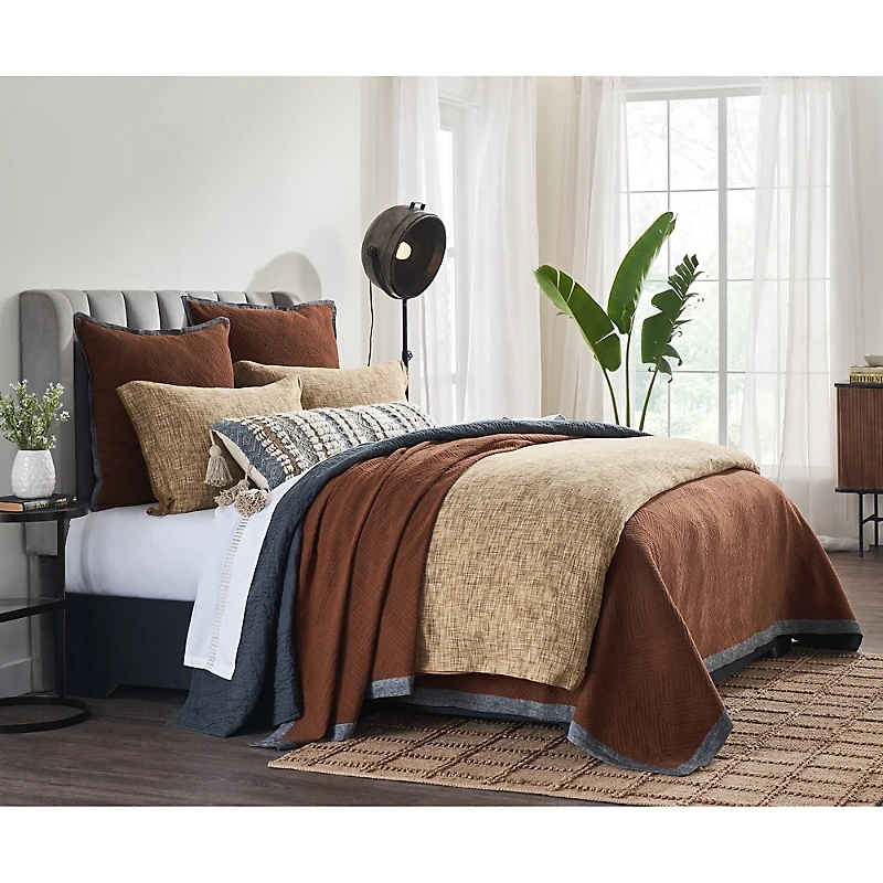 Amity Home Mateo Coverlet