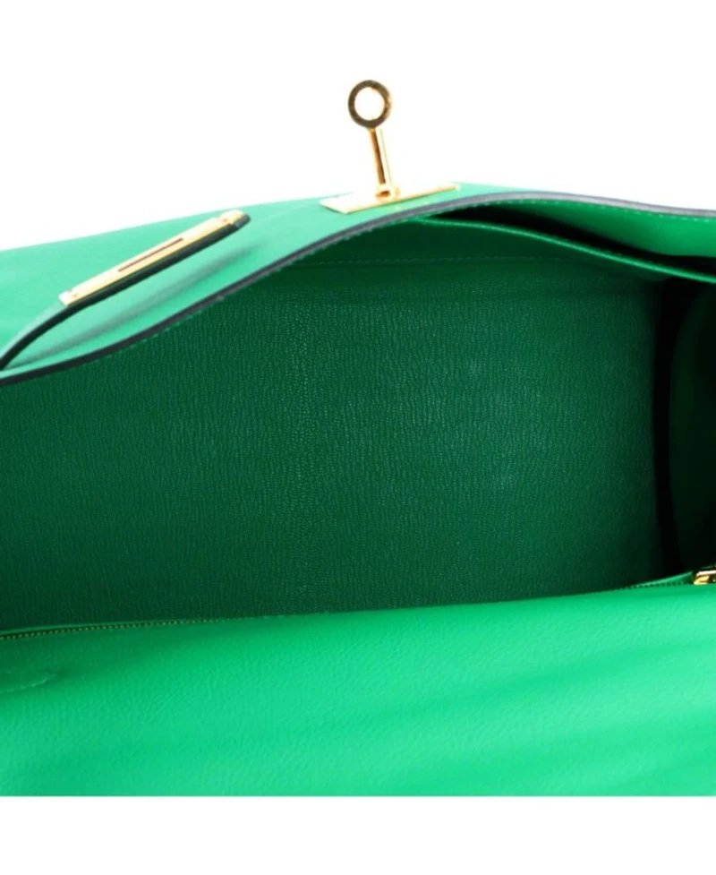 Kelly 28 Handbag Green Evercolor with Gold Hardware