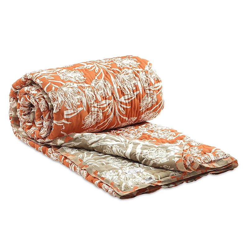 vVyom Saffron Handcrafted Cotton Quilt