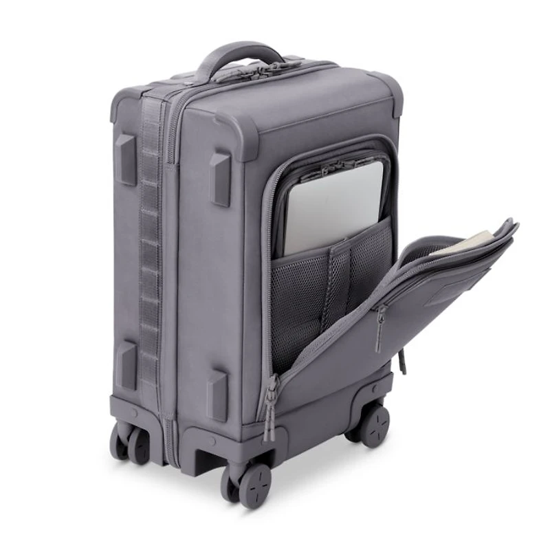 Seattle 20.5" Carry On Rolling Suitcase