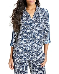 Nic+Zoe Etched Angles Roll Tab Sleeve Shirt