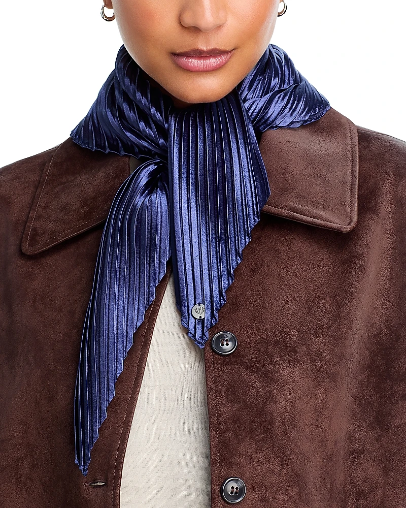V Fraas Pleated Diamond Scarf - Exclusive