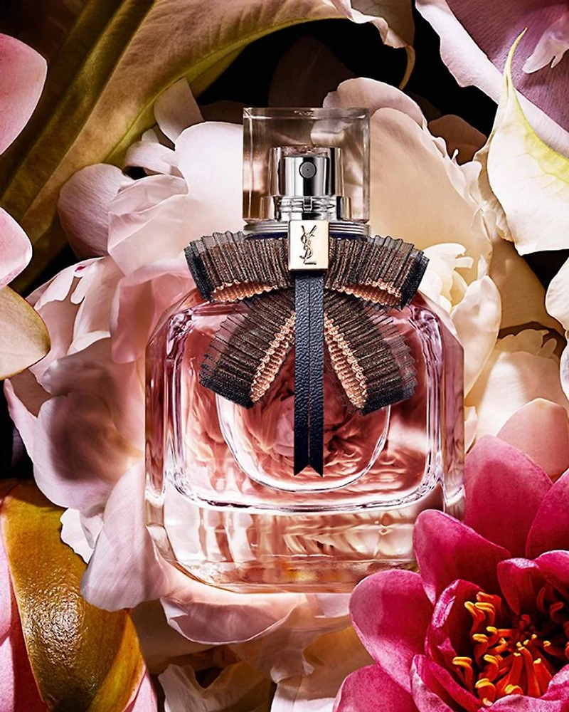 Mon Paris Eau de Toilette Lumière 1.6 oz.
