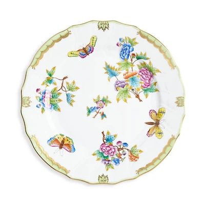 Queen Victoria Dinner Plate