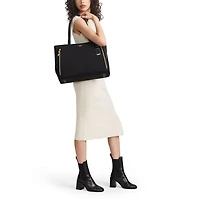 Voyageur Valetta Large Tote Bag