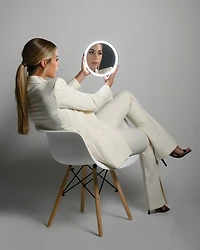 Round Rechargeable Makeup Mirror 5x Magnification