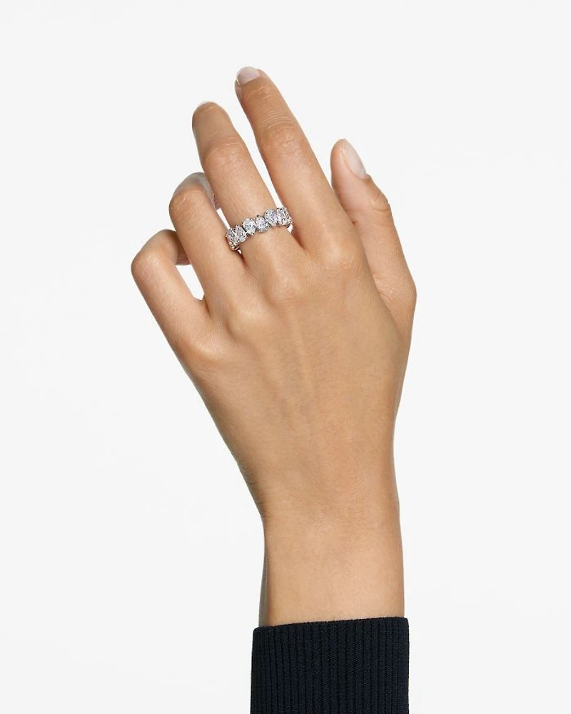 Matrix Pear Cut Ring in Rhodium Plated