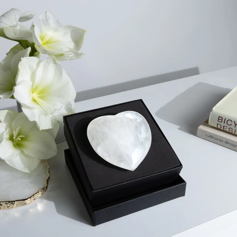 The Cuore Gemstone Heart