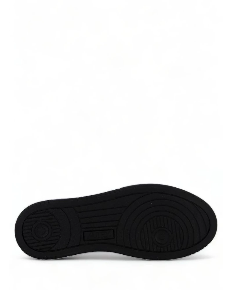 Men's Medalist Low Top Sneakers