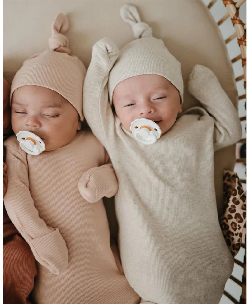 FRIGG 4-Pack Snowflake Dream Rubber Pacifiers