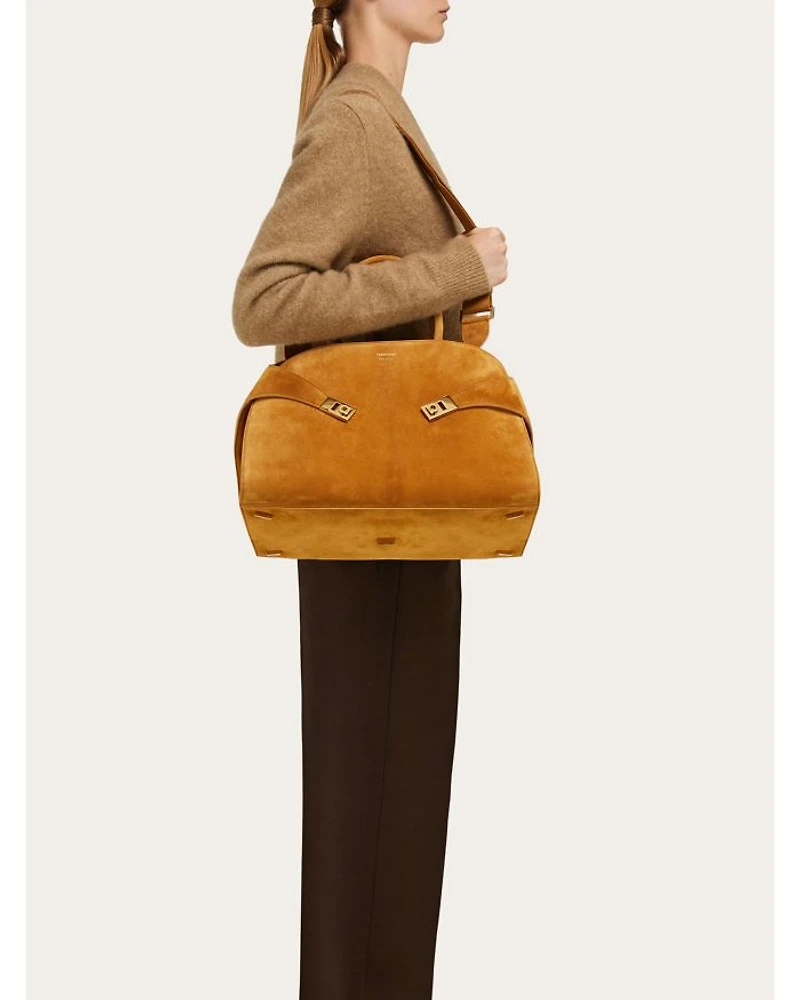 Hug Handbag