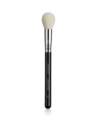 F76 Chiseled Cheek Brush