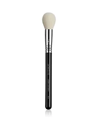 F76 Chiseled Cheek Brush