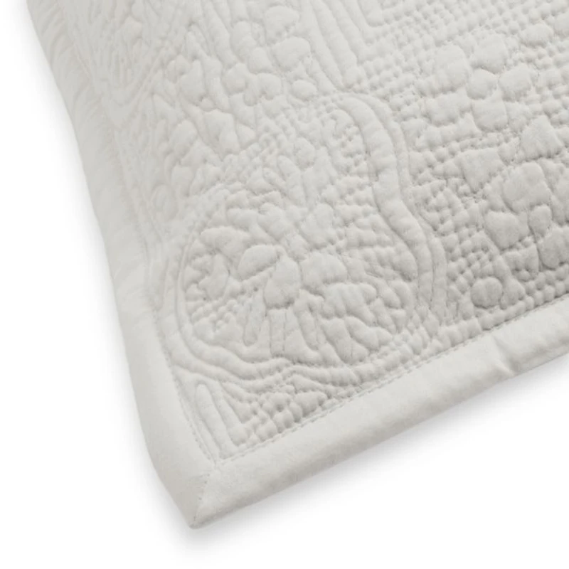 Carolyne Floral Quilted Coverlet & Shams