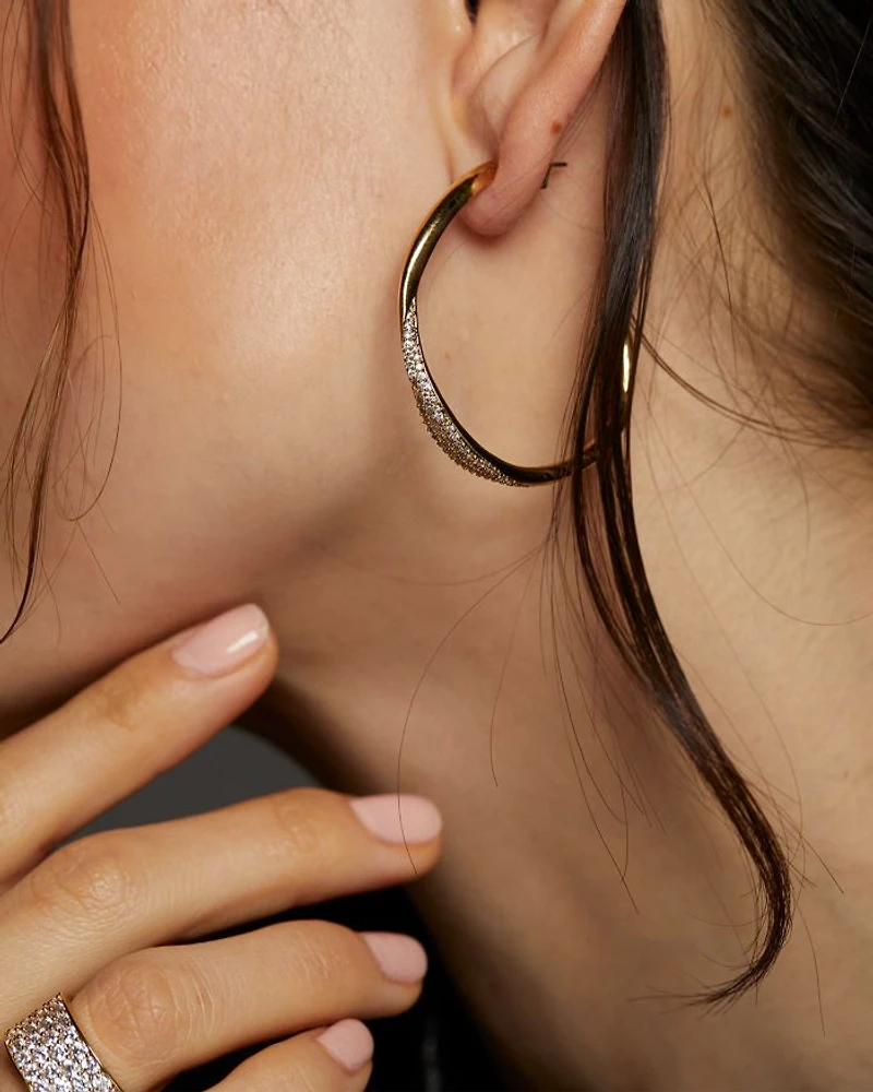 Alma Pavé Ribbon Medium Hoop Earrings