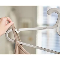 Orderly Anti Tangle Clothes Hangers, 20 Pack