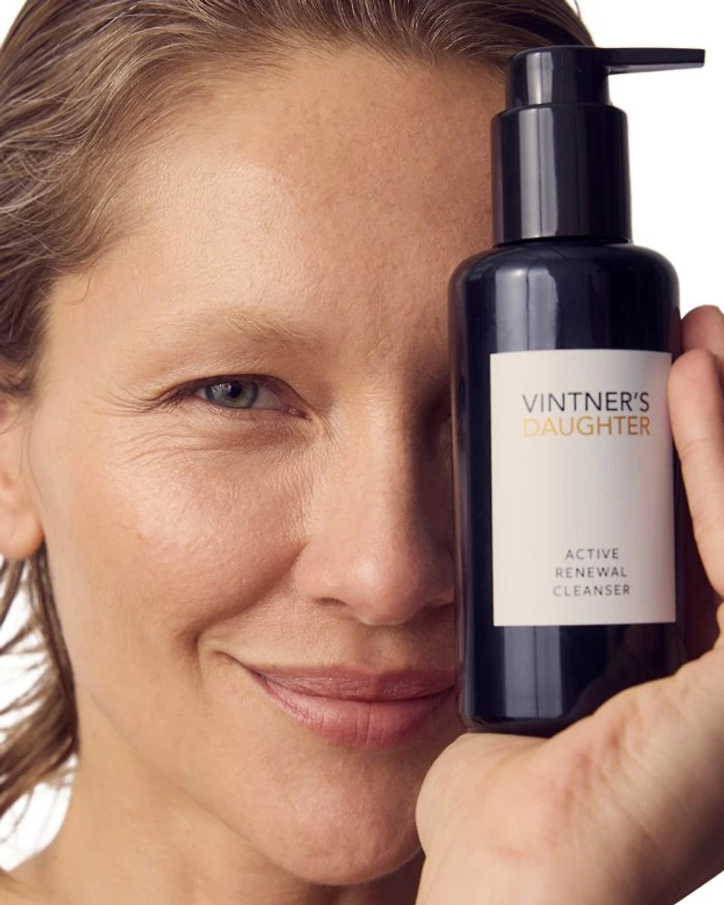 Active Renewal Cleanser 3.9 oz.