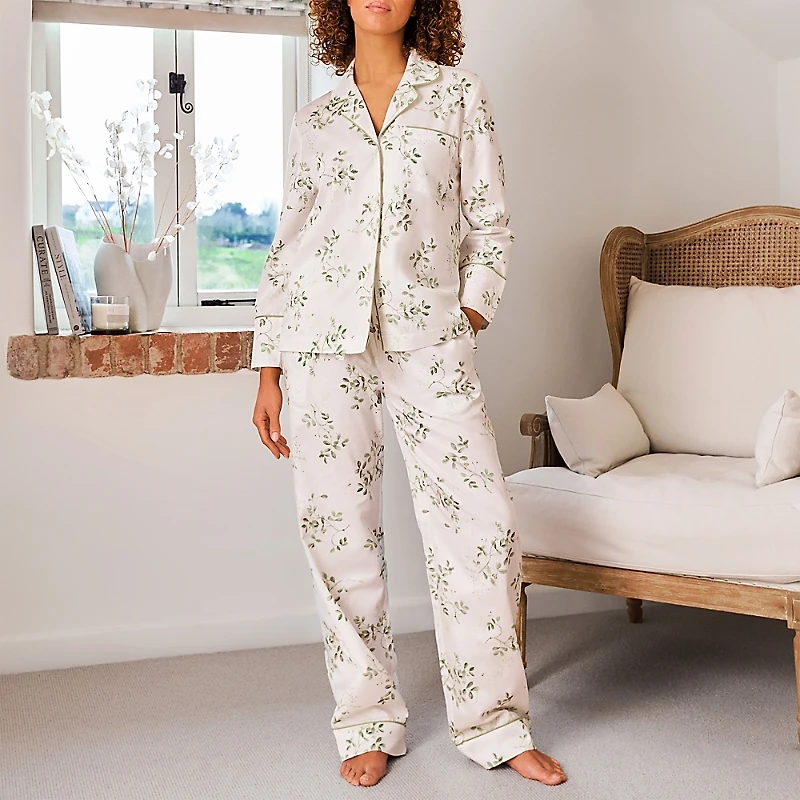 Christy Peashoots Printed Cotton Pajama Set