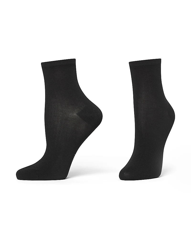Hue Sleek Lightweight Crew Socks