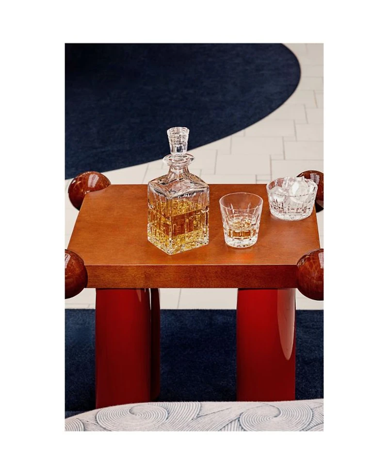 Manhattan On the Rocks Set: Square Decanter & 2 Medium Old Fashion Glasses