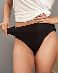 Feeling Flexible Seamless Hi Cut Brief