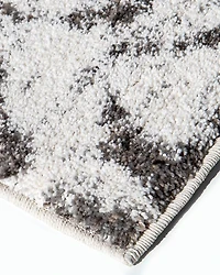 Orian Cloud 19 Tribal Line Area Rug, 6'7" x 9'6"