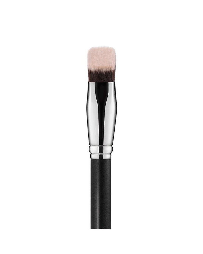 171 Smooth Edge All-Over Face Brush