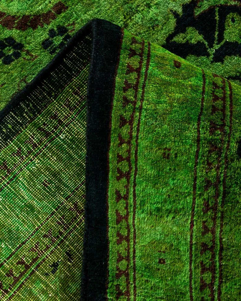 Fine Vibrance M1560 Area Rug, 8'4" x 10'