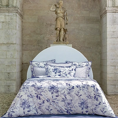 Anne de Solene Egerie Duvet Cover