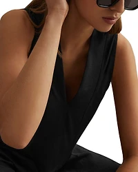 Mira Sleeveless V Neck Top
