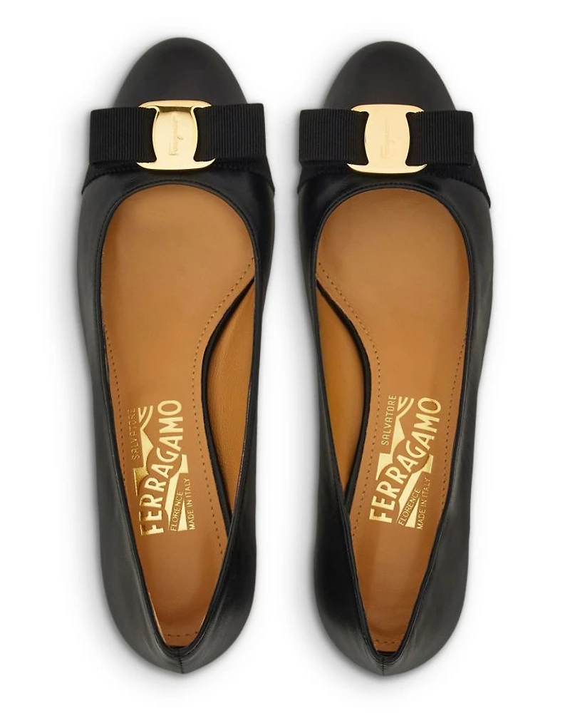 Women's Vara Soft Bow Detail Blue Block Heel Pumps