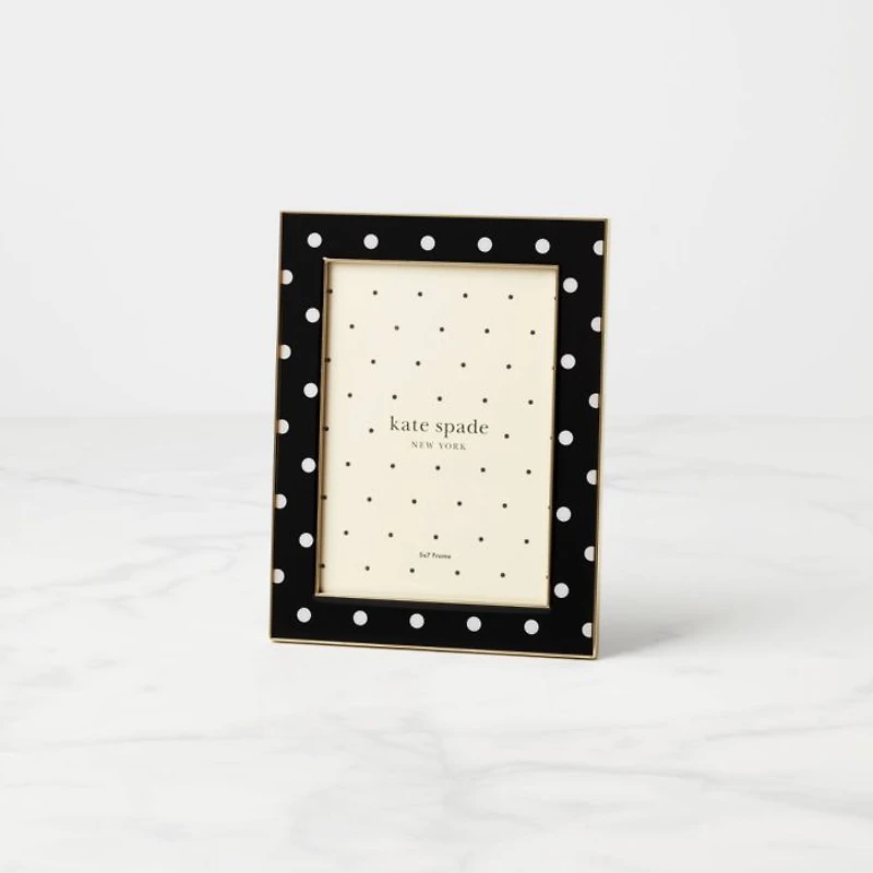 Sitting Pretty 5" x 7" Dot Frame