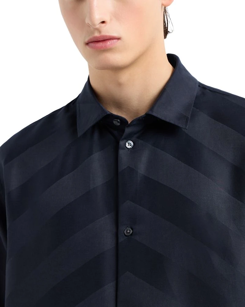 Chevron Patterned Hooded Short Sleeve Button Down Shirt