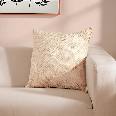 Roselli Trading Amelia Crocheted Pillow