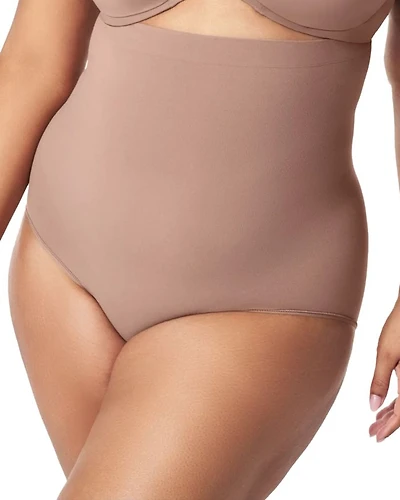 Everyday Seamless Shaping High-Waisted Brief