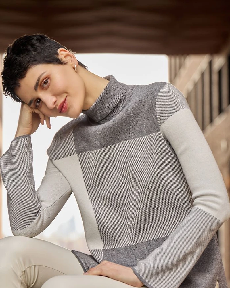Victoria Turtleneck Sweater