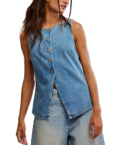 Aimee Vest