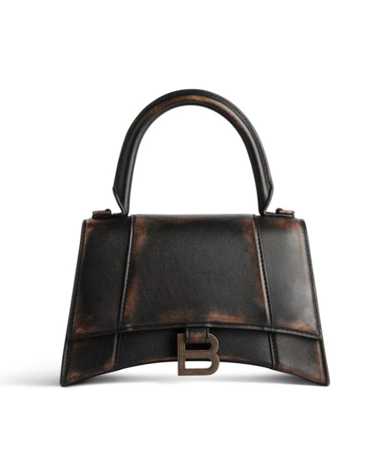 Hourglass Handbag Used Effect