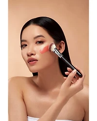 F43 Soft Angled Cheek Brush