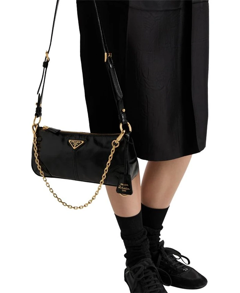 Re-Edition 2002 Medium Leather Shoulder Bag